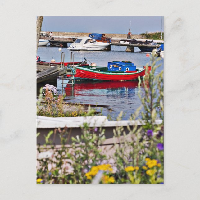 Carte Postale Bateaux amarrés dans un petit port (Devant)