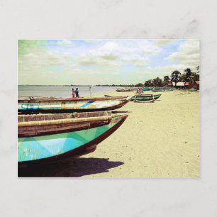 Carte Postale Bateaux sur la plage tropicale