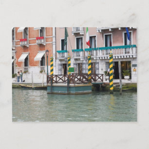 Carte Postale Bâtiments au bord de l'eau à Venise, Italie