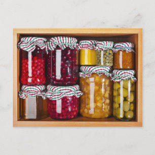 Carte Postale Beaucoup De Bouteilles En Verre Avec De La Nourrit
