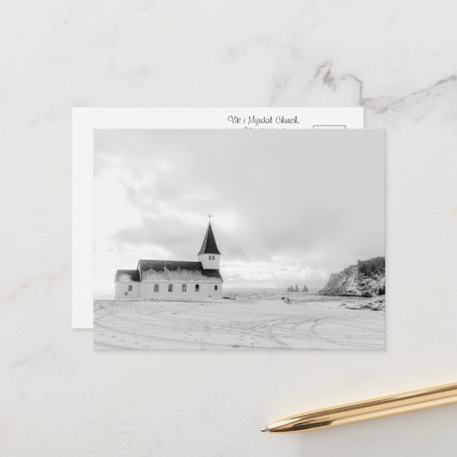 Carte Postale Beauté de l'église de Vík i Myrdal (Devant/Arrière en situation)