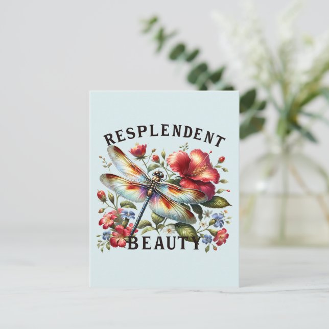 Carte Postale Beauté resplendissante - libellule artistique (Debout devant)