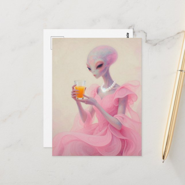 Carte Postale Beautiful Alien Lady in Pink With Orange Juice (Devant/Arrière en situation)