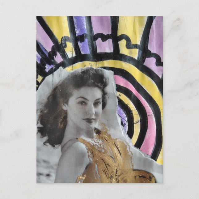 Carte Postale Beautiful Woman in 1939 on the beach collage art (Devant)