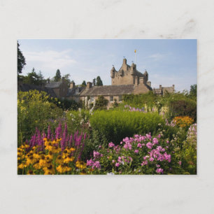 Carte Postale Beaux jardins et célèbre château dans