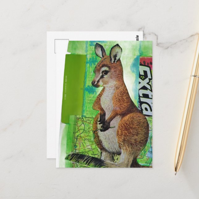 Carte Postale Bébé kangourou dans un collage de techniques mixte (Devant/Arrière en situation)