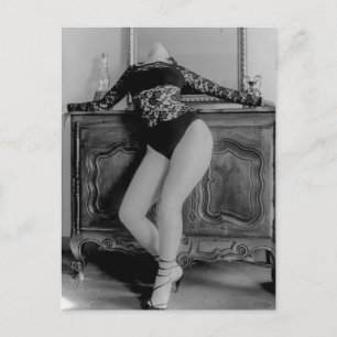 Carte Postale Belle lingerie de B&W extérieur