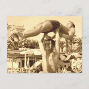 Carte Postale Besoin d'un ascenseur ?