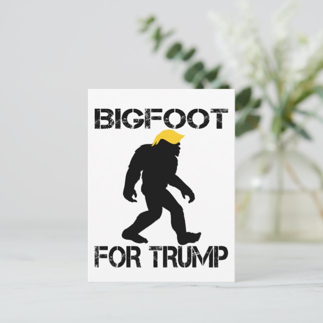 Carte Postale Bigfoot pour les élections de Trump 2024 (Debout devant)