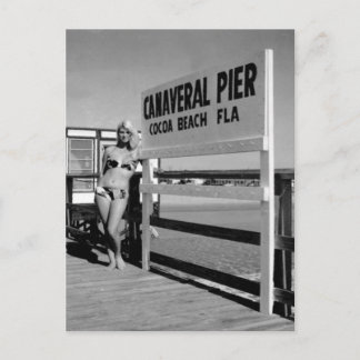 Carte Postale Bikini fille à Canaveral Pier Cocoa Beach Floride