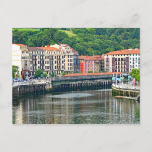 Carte Postale Bilbao. Paysage avec rivière.