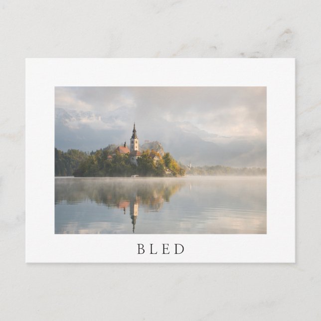 Carte postale blanche Foggy Bled Lake (Devant)
