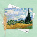 Carte Postale Blé Field Cyprès Vincent van Gogh<br><div class="desc">Une carte postale d'art avec la peinture à l'huile de Vincent van Gogh,  Champ de blé avec Cyprès (1889). Paysage aux motifs provençaux de cyprès,  champs de blé et olivier sous un ciel bleu et blanc tourbillonnants.</div>