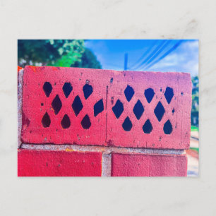 Carte Postale Bloc de cendre rouge avec trous à motif diamant