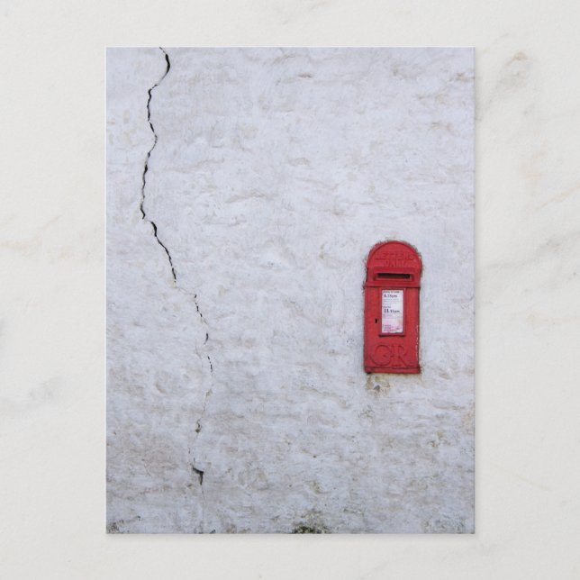 Carte Postale Boîte aux lettres d'une maison fissurée (Devant)