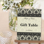 Carte Postale Bordures vintages en noir Damas<br><div class="desc">Vintage noir Damask bordures Mariage Tabletop Signes</div>