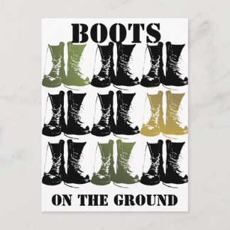 Carte Postale Bottes au sol