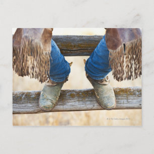 Carte Postale Bottes de cowboy à la clôture