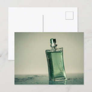 Carte Postale Bouteille de parfum de mode