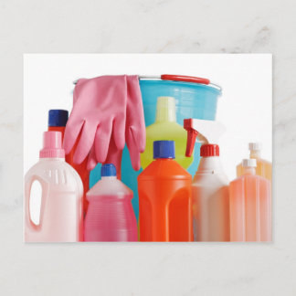 Carte Postale bouteilles de détergent et seau