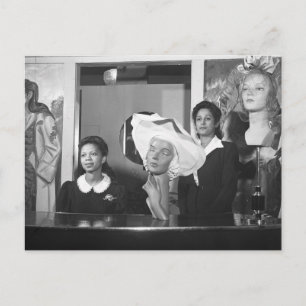 Carte Postale Boutique de Casquettes spécialisés, années 1940