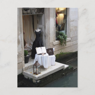 Carte Postale Boutique de vêtements sur Canal à Venise