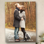 Carte Postale Bracelet moderne Script photo Enregistrer notre da<br><div class="desc">Brosse moderne Script Enregistrer notre date Fiançailles Couple Photo Carte postale</div>