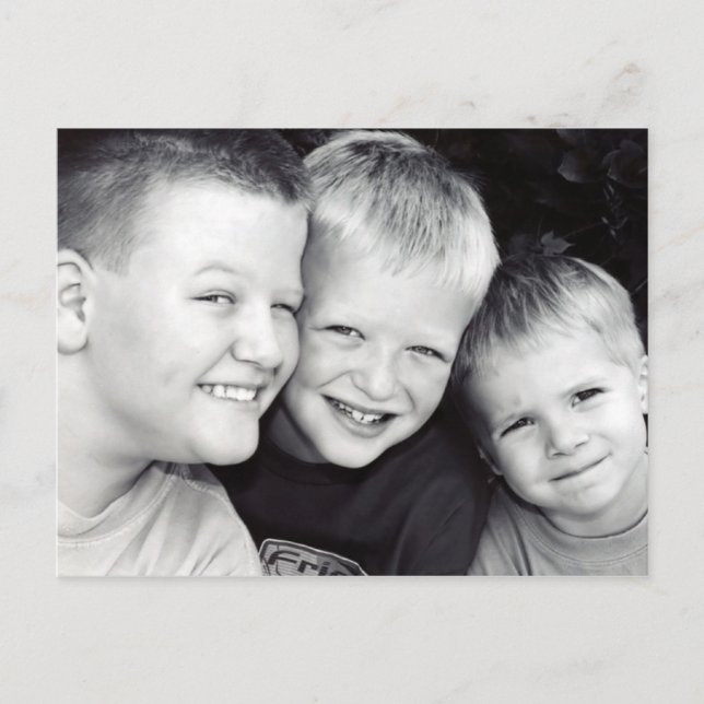 Carte Postale Brothers Three Postcard (Devant)
