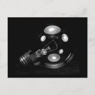 CARTE POSTALE BULLE LUMINEUSE GRAVE B&W