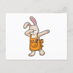 Carte Postale Bunny comme coiffeur avec peigne et ciseaux