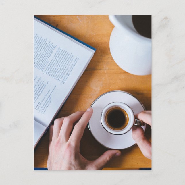 Carte Postale Café et livre ; Dimanche Lazy (Devant)