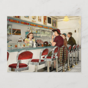 Carte Postale Café - Le lieu de vie local 1941