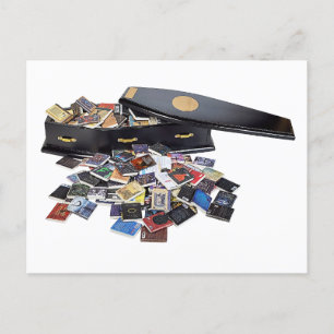 Carte Postale Café plein de livres