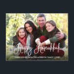 Carte Postale Calligraphie moderne Happy Hanoukka Family Photo<br><div class="desc">Script de calligraphie moderne amusant Happy Hanoukka Family Photo Carte postale</div>