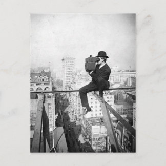 Carte Postale caméra antique sur une tour de la ville photo vint