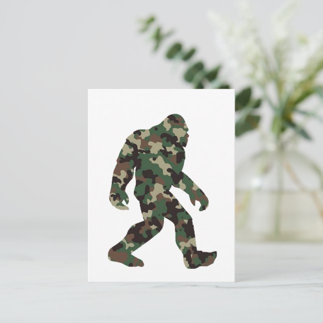 Carte Postale Camo Bigfoot Sasquatch (Debout devant)