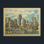 Carte postale Canada de Vancouver Vintage voyage<br><div class="desc">Design de Vancouver Canada en style Vintage voyage avec une vue panoramique de la ville.</div>