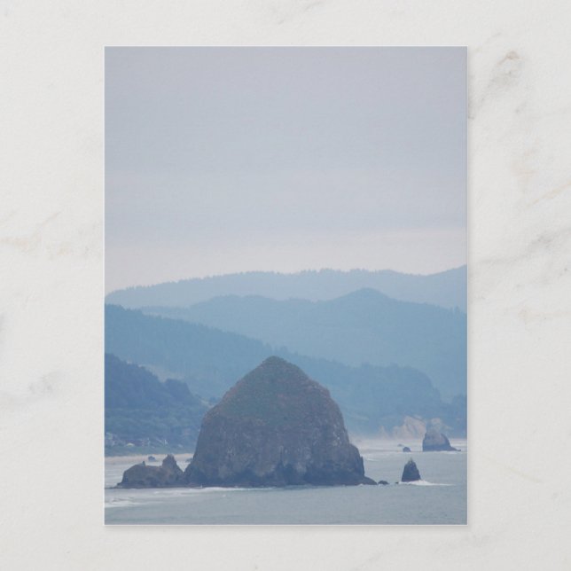 Carte Postale Cannon Beach Haystack dans la brume (Devant)