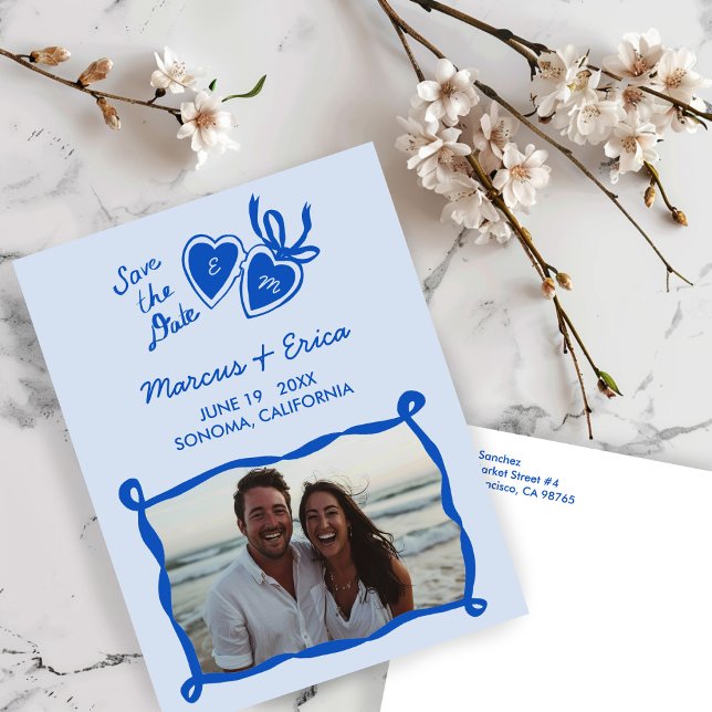 Carte Postale Cartouche de coeur Initiales photo personnalisées  (Heart Locket Custom Photo Initials Save the Date Postcard
BLue)