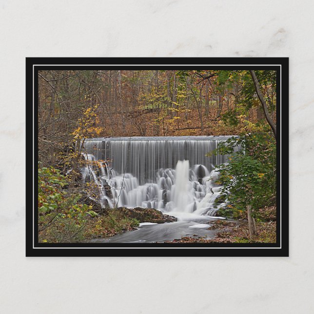 Carte Postale Cascade de bois et feuillage d'automne (Devant)