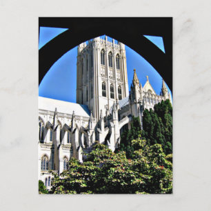 Carte Postale Cathédrale nationale de Washington par l'Archway