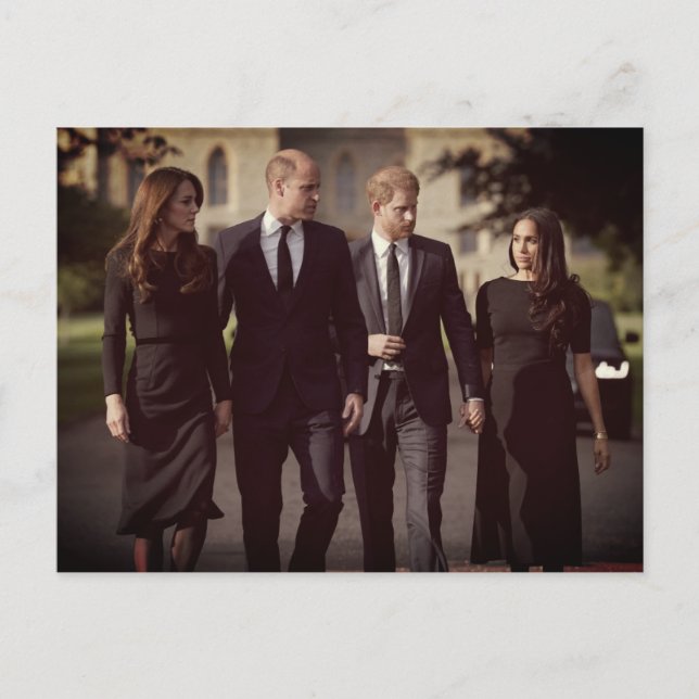 Carte Postale Catherine William Harry Meghan Long Walk 2022 (Devant)