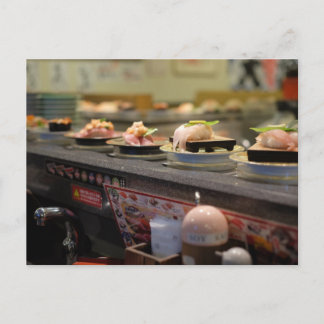 Carte Postale Ceinture de transport en Sushi à Tokyo, Japon