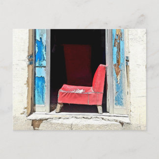 CARTE POSTALE CHAISE ROUGE