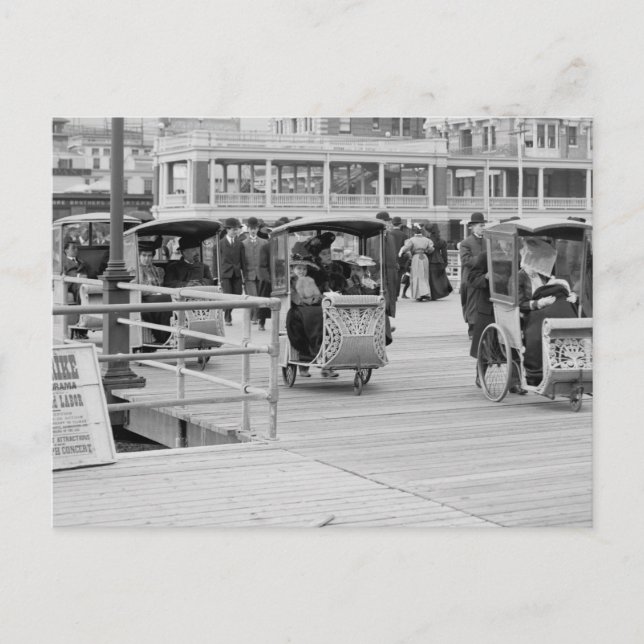 Carte Postale Chaises À Roulettes Sur La Promenade (Devant)