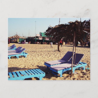 Carte Postale Chaises de plage sur la plage de Candolim à Goa en