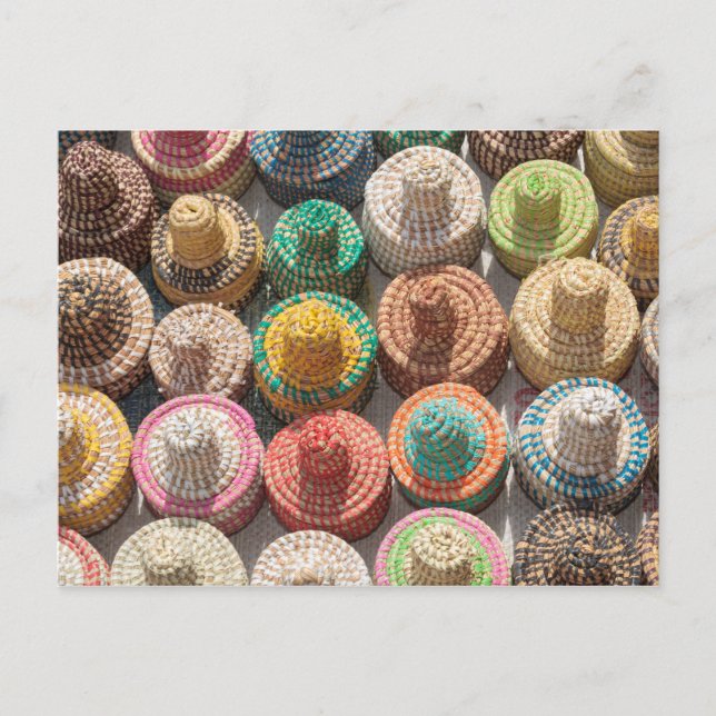 Carte Postale Chapeaux Tissés Colorés (Devant)