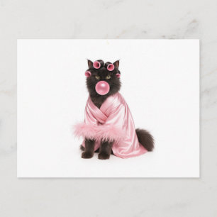 Carte Postale Chat dans une robe rose avec bigoudis et bubble-gu