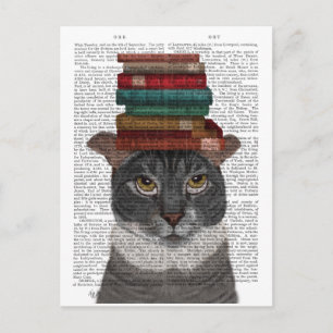 Carte Postale Chat gris avec des livres sur la tête