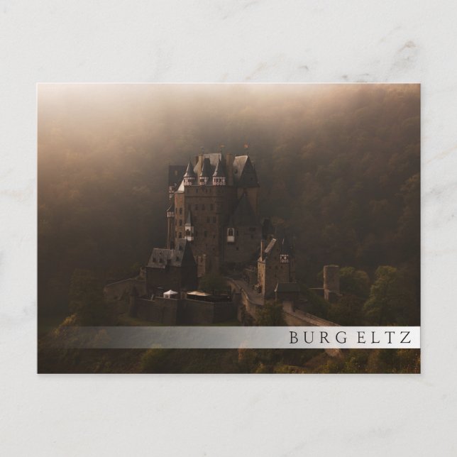 Carte Postale Château de Burg Eltz dans le brouillard matinal (Devant)